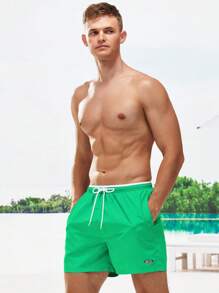 Zalmeno 男士字母印花抽绳腰侧袋休闲沙滩短裤，男士绿色泳裤，男士沙滩装，男士绿色短裤，男士游泳短裤，纯色泳裤 - 綠色 - 查看 3