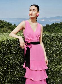 MOTF Soiréza VESTIDO DE CAPAS CON ESTAMPADO FLORAL ESTÉREO - Rosa Fucsia - Ver 1