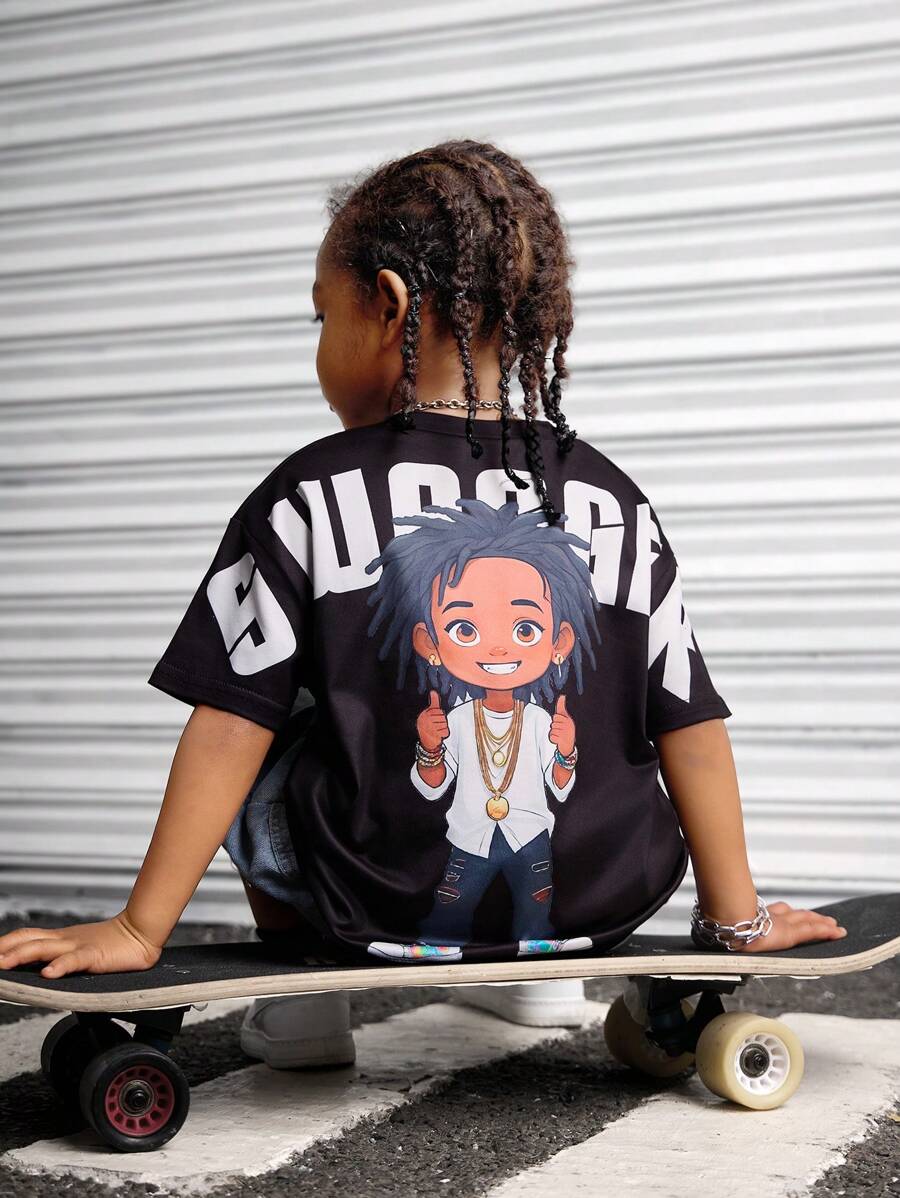 SHEIN 1 Áo thun tay ngắn cho bé trai, Áo thun cổ tròn in họa tiết đường phố thoải mái cho bé trai, Phù hợp cho trẻ mới biết đi/trẻ nhỏ, Dáng rộng, Thích hợp cho du lịch, kỳ nghỉ, mùa hè - màu đen - Xem 1