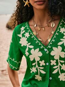 Poéselle Camisa verde, material de lino, transpirable y cómoda, camisa bordada, para mujer de playa, festival, vacaciones de mujer, blusa casual con bordado floral - Verde - Ver 1