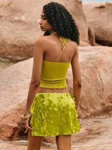 Poéselle Top ajustada con cuello halter, decorada con cuentas, diseñada para vacaciones de las mujeres