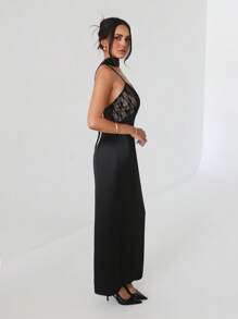 Roylia Sexy & Fashionable V-Neck Lace Patchwork Backless Maxi Dress - Black - View 4