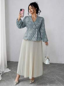 Elenzga Bộ 2 món áo jacquard hoa cỡ lớn cho nữ và chân váy xếp ly - Màu xanh lam - Xem 6