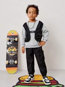 Conjunto de 2 piezas de sudadera básica de cuello redondo informal holgada + chaqueta cargo de contraste con bolsillos y pantalones jogger de felpa sólidos engrosados para niños pequeños