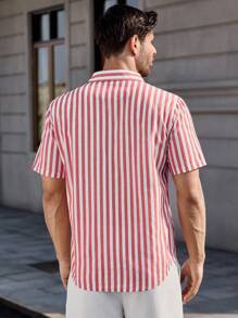 Manfinity RelaxMax Men's Short Sleeve Striped Casual Shirt, Suitable For Summer Men Summer Shirts