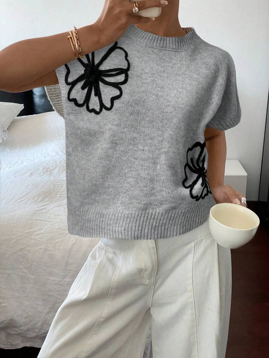 Siren Gaze Women's Solid Color Knitted Casual Top, Simple & Fashionable, Everyday Wear, Women's Solid Gray Handmade Patterned Color-Blocked Black-Trimmed Solid Color 3D Flower Knit Top, Spring For Women, Can Be Worn Outside, Inside, For Daily Wear, Summer - Grey - View 1