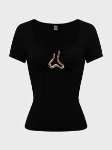 SHEIN Premium Pleated Fitted Solid Color Metal Ring Accent Niche Design Short Sleeve T-Shirt - Black - View 7