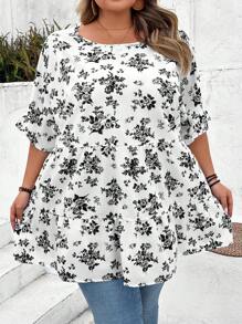 SHEIN CURVE+ Blusa vintage de manga farol con estampado floral diminuto y smock para mujer talla grande, para vacaciones de verano, estilo boho, para mujer, playa - Blanco y Negro - Ver 6