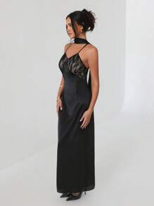 Roylia Sexy & Fashionable V-Neck Lace Patchwork Backless Maxi Dress - Black - View 5