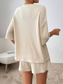 SHEIN Essnce 大码女式短袖西装、休闲度假西装、卡其色西装、女式夏季两件套西装、女士夏季服装、女士休闲套装波西米亚风女装、度假两件套外出服装外出服装 - 卡其色 - 查看 2