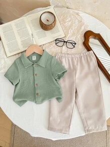 SHEIN Conjunto de camisa de manga corta y pantalón de cintura elástica de unicolor simple para bebé niño/niña, vestimenta casual de verano - Verde - Ver 1