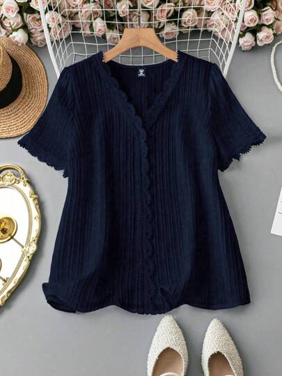 SHEIN LUNE Plus Size V-Neck Solid Color Short Sleeve Shirt, Minimalist & Fashionable For Summer