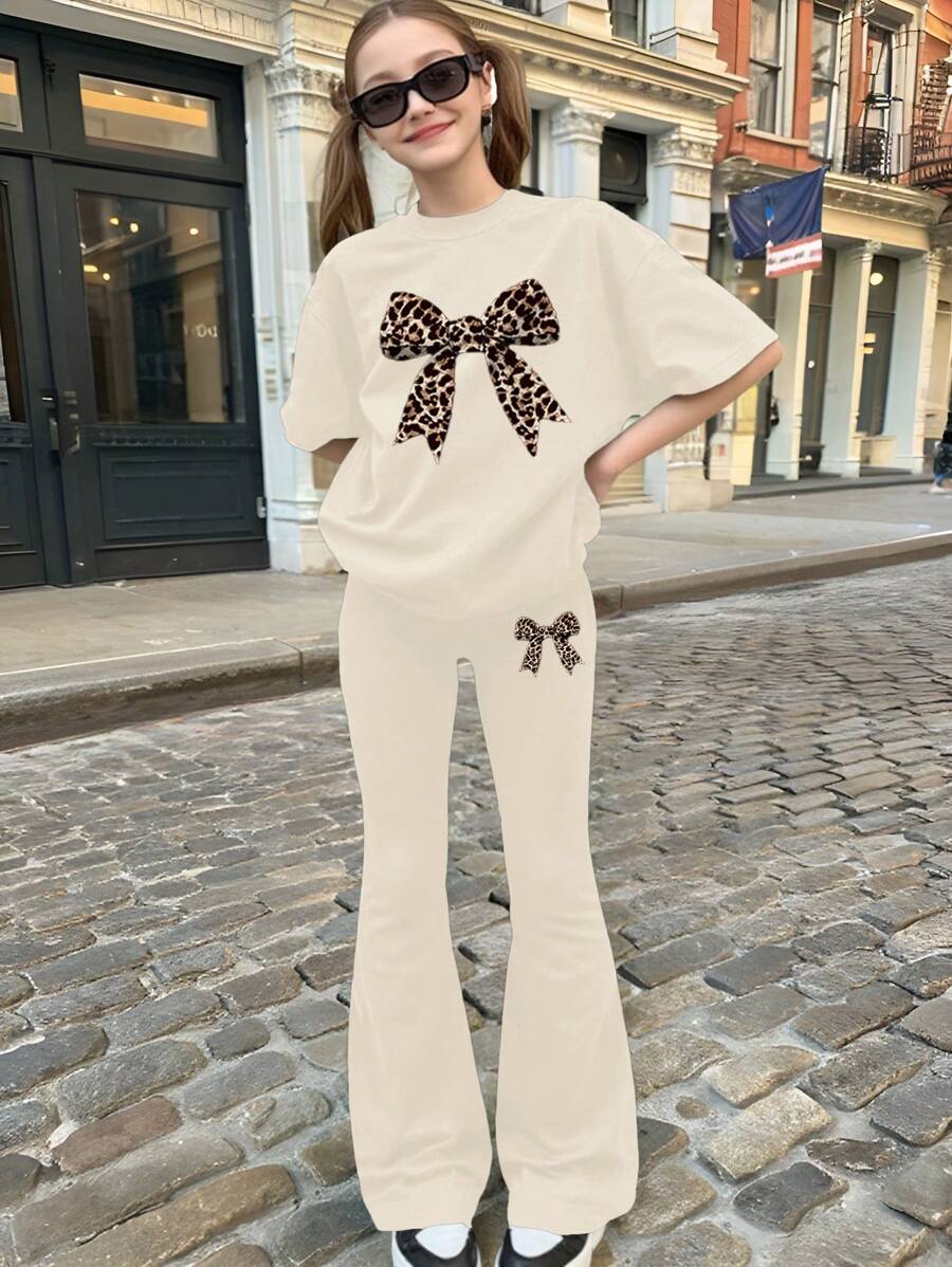 SHEIN 2 件套 Tween Girl 休闲简约短袖上衣和裤子套装,适合夏季 - 米色 - 查看 1