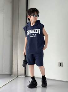 2PCS Kids Tween Boys Casual Korean Letter Graphic Print Hoodie Sweatshirt & Solid Color Shorts 2 Pieces Set