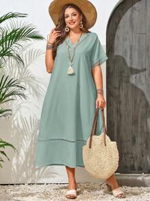 EMERY ROSE Plus Size Women Solid V-Neck Short Sleeve Straight Loose Casual Dress