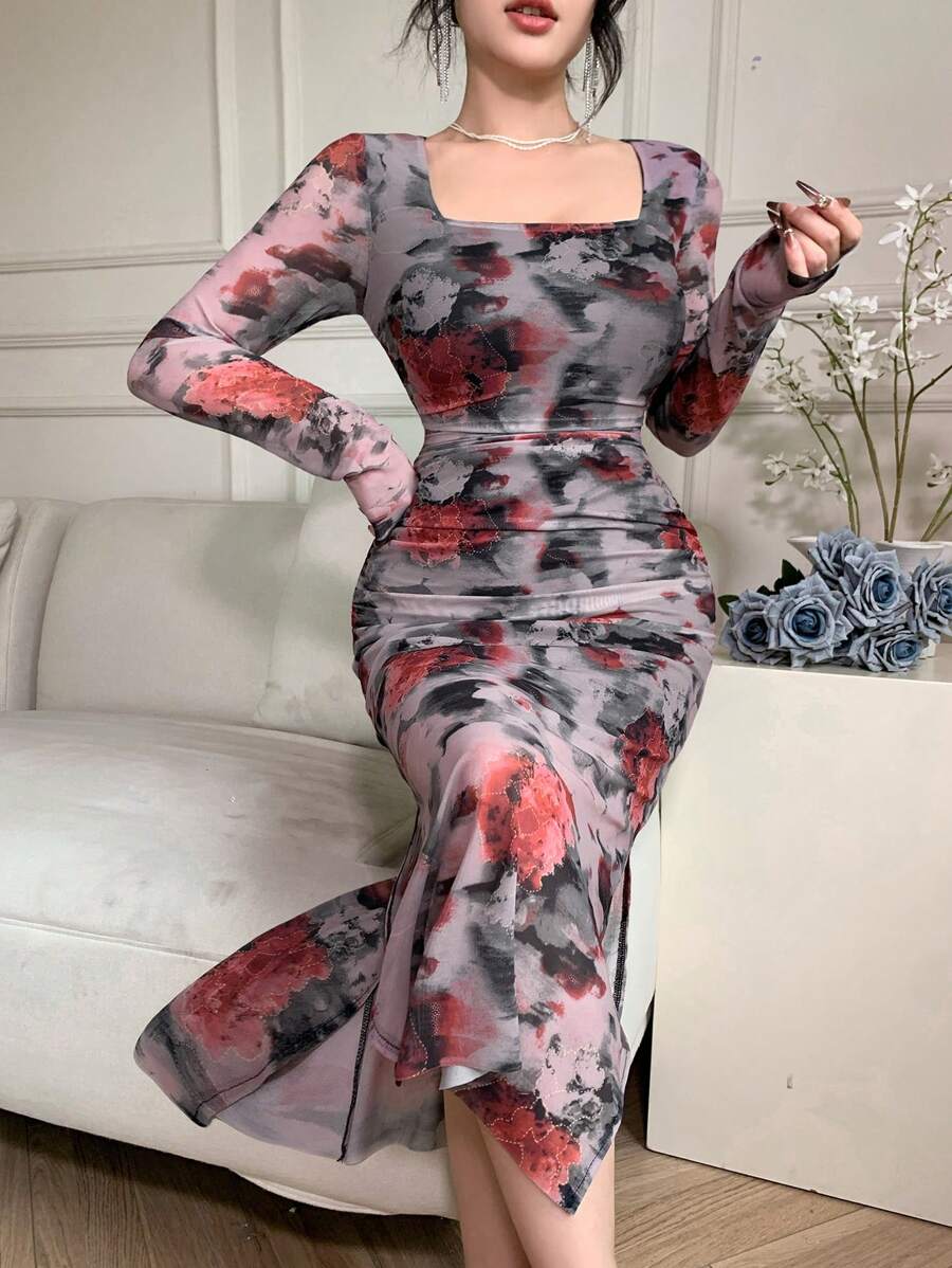 DAZY Vestido de manga larga con estampado floral elegante de tela batik ajustada de cuello cuadrado y longitud media para mujer, vestido de otoño y Pascua - Rojo - Ver 1