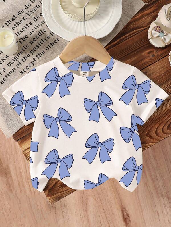 GraphicGems Young Girl' Cute Butterfly Print Round Neck Short Sleeve T-Shirt
