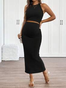 SHEIN 2pcs/Set Maternity Solid Color Round Neck Cropped Camisole Top And Adjustable Waist Midi Skirt Set - Black - View 2