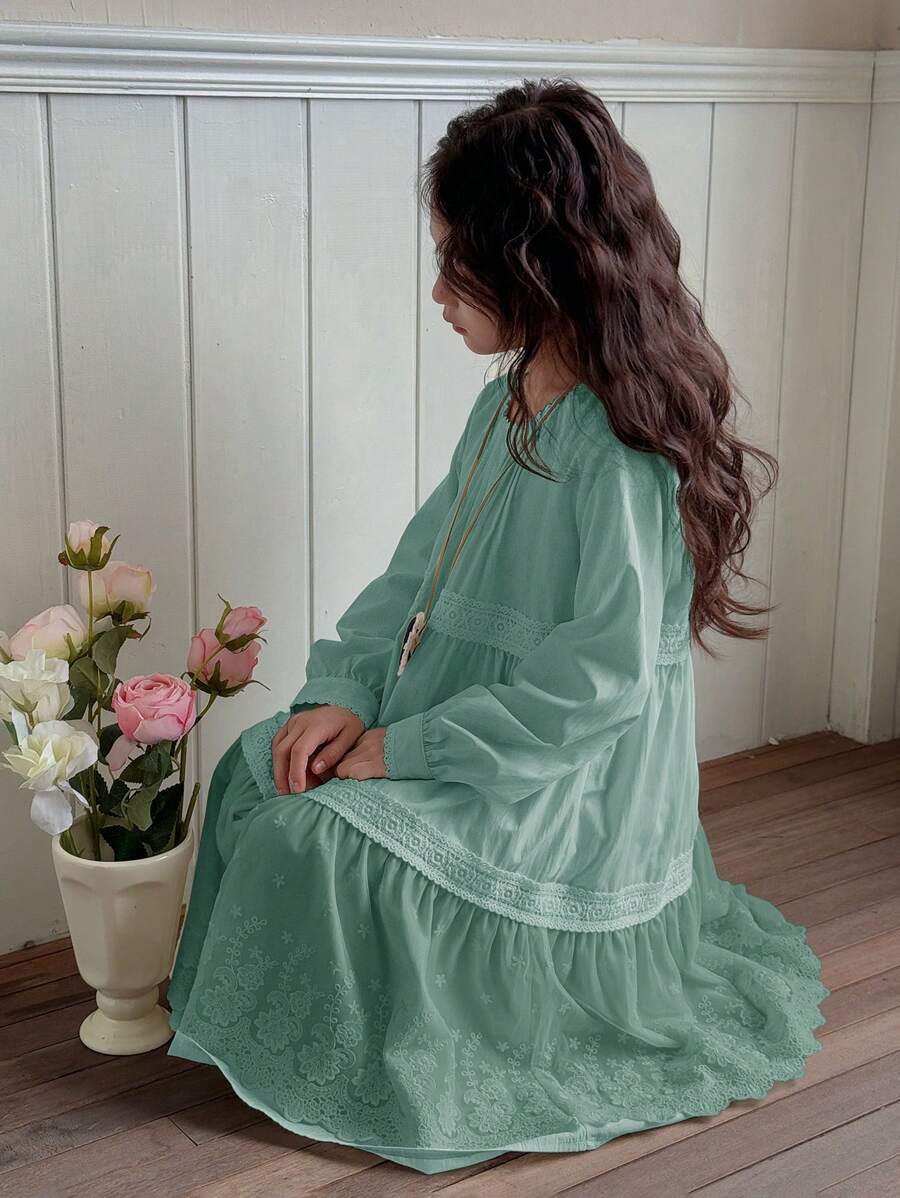 DAZY Mid-Calf A-Line Lace Splice Solid Princess Round Neck Long Sleeve Tween Girls Dress - Green - View 1