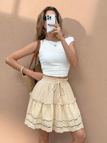 SHEIN Frenchy 女士纯色荷叶边下摆系腰休闲短裙 - 杏色 - 查看 7