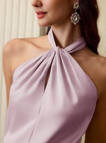 ZEYLAH Macaquinho Elegante de Cor Sólida com Babado no Halter e Cintura Elástica para Encontros - Rosa chiclete - Visão 2