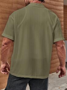 Manfinity Homme Lose sitzende Herren Hemd in Einfarbig mit Knöpfen, minimalistisch und modisch, geeignet für den Sommer