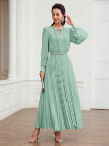 MOTF PREMIUM LONG SLEEVE PLEATED AND FLARED WOVEN DRESS - Green - View 5