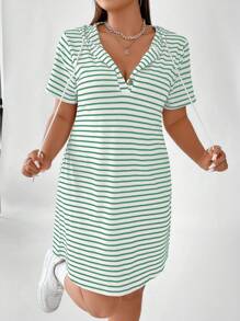 Flirla Đầm thường ngày có mũ trùm đầu tay ngắn có gân cho nữ cỡ lớn - Nhiều màu - Xem 5