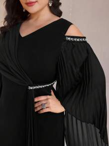 Modelyn Vestido elegante de fiesta con pliegues y decoración de abalorios en talla grande - Negro - Ver 6