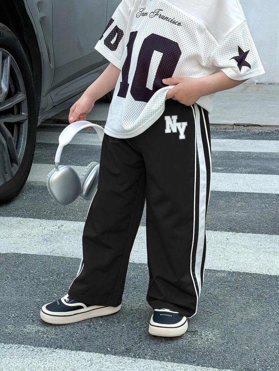 SHEIN Little Byeori 1 件年轻男孩休闲运动刺绣图案拼接织带抽绳腰部宽松直筒纯色裤子,适合通勤、上学、日常休闲、旅行、运动、春夏秋冬 - 黑色 - 查看 1