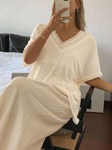 DAZY Women's V-Neck Lace Patchwork Loose Sleepwear Top