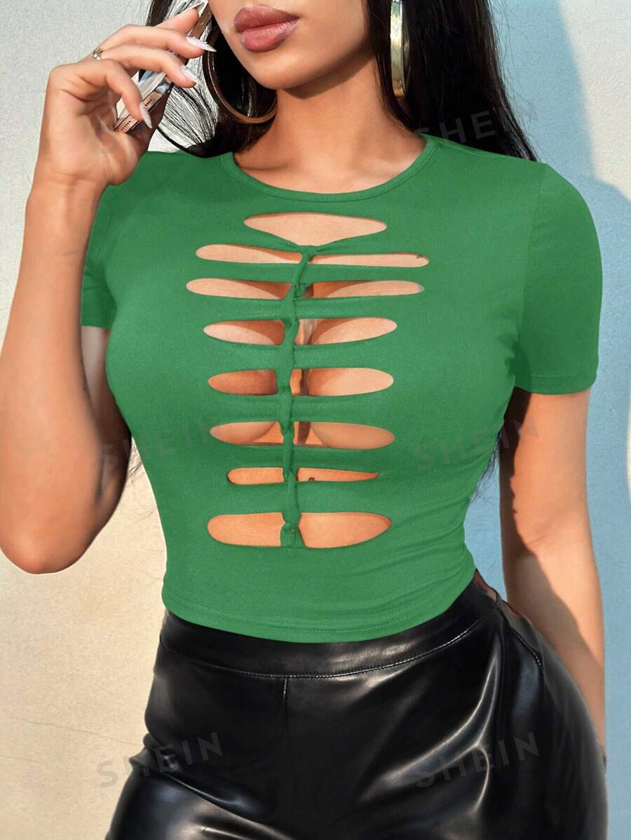 SHEIN SXY Camiseta corta de verano para mujer de unicolor, con ajuste ceñido, diseño hueco y trenzado, manga corta, estilo grunge, punk, Y2K para conciertos