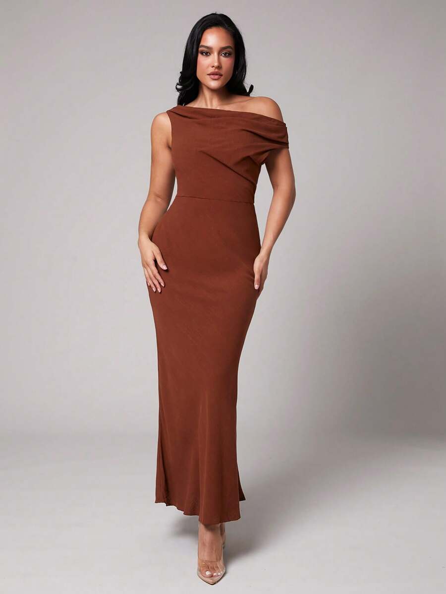 Silquee 不对称杏色亚麻连衣裙，露肩，浪漫性感 V 领连衣裙，适合情人节、约会、海滩度假、春夏，奢华亚麻布 - 棕色 - 查看 1