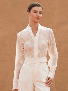 Aveloria Rosie Camisa elegante de mujer de manga corta, cuello en V, abotonada, de tela transparente y bordada de alta calidad