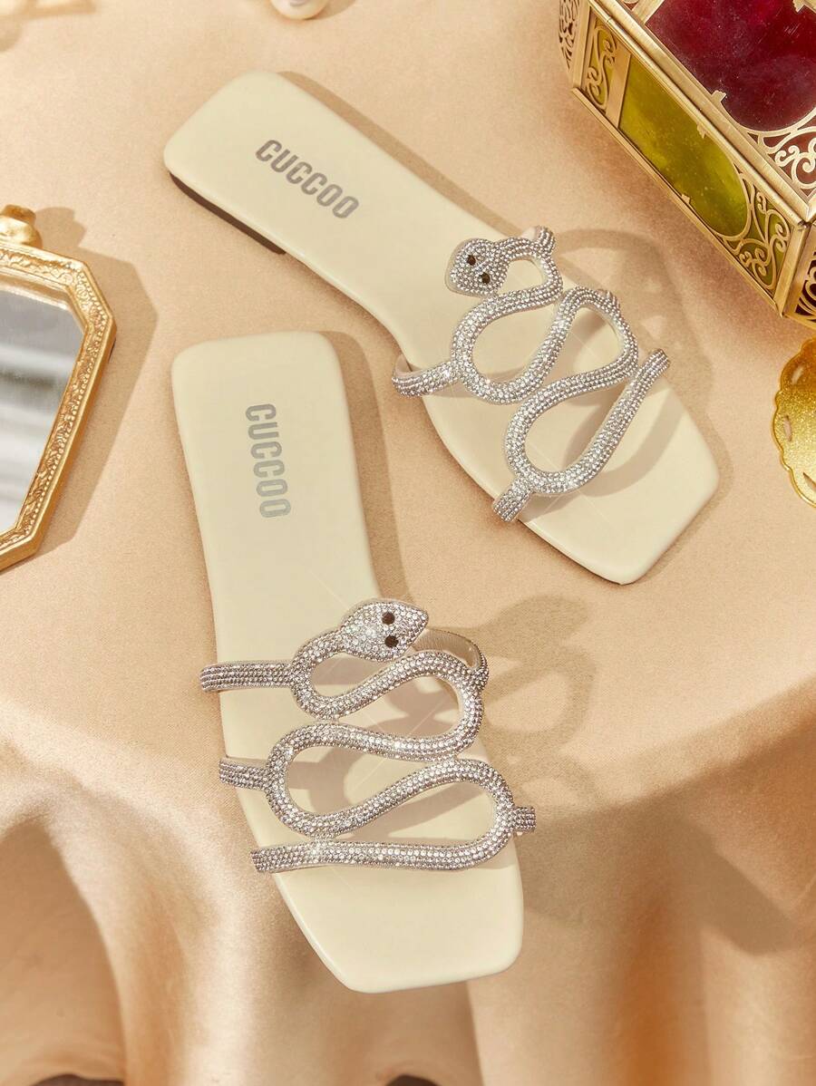 CUCCOO TILAWA 女士杏色蛇纹水钻装饰方头平底凉鞋，时尚通勤、约会、派对、街头、度假、婚礼必备 - 米色 - 查看 1