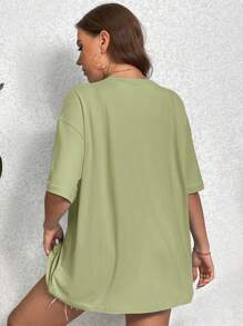 SHEIN EZwear Plus Size Casual Solid Color Letter Embroidered T-Shirt - Green - View 2