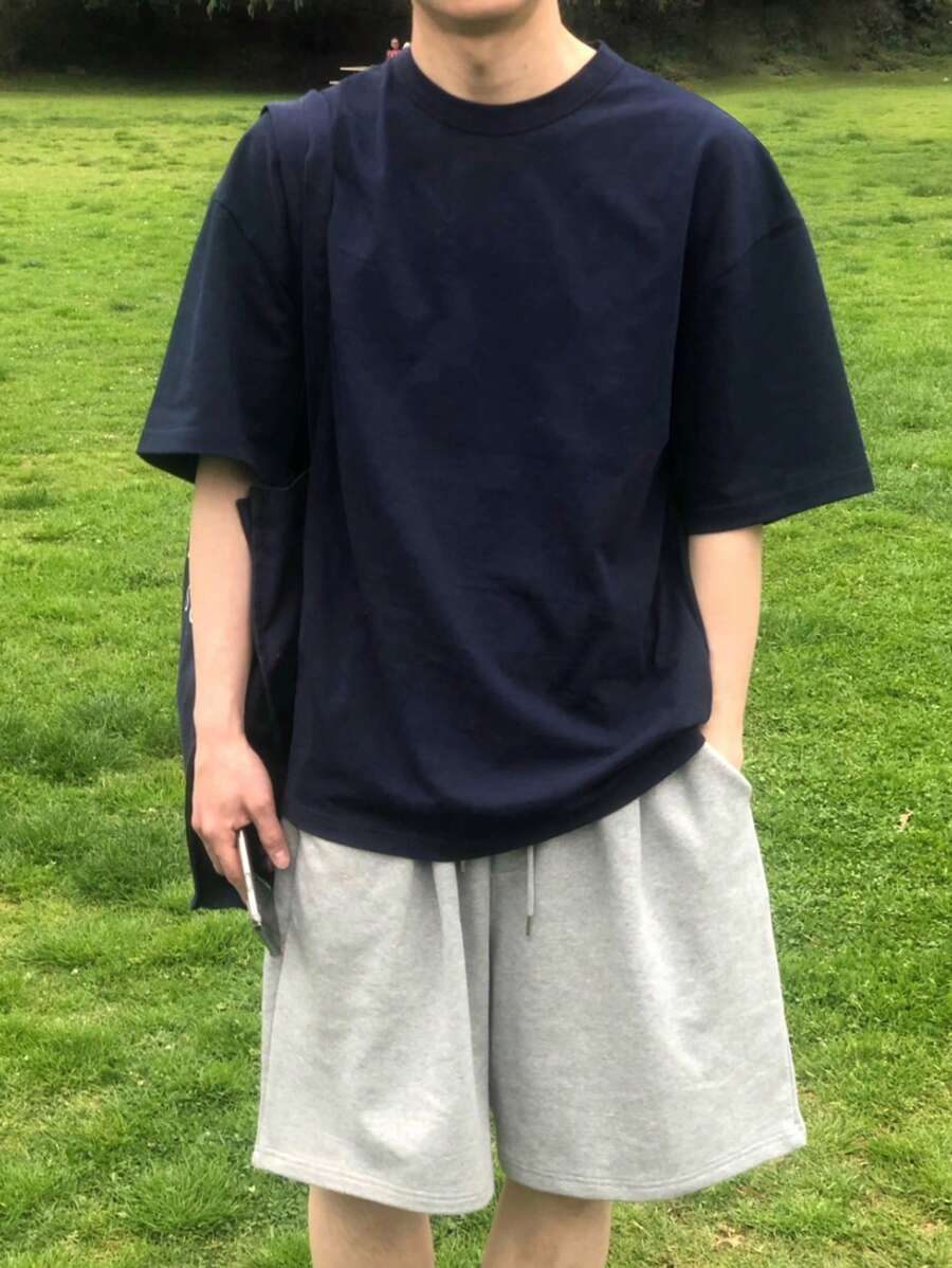 DAZY Plain Solid Navy Men's T-Shirt, Fashionable Simple Design, Suitable For Summer - Blue - View 1