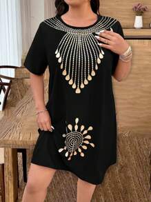 SHEIN LUNE 大码女式图案印花圆领短袖休闲直筒连衣裙 - 黑色 - 查看 3