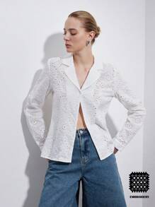 SHEIN Privé 优雅休闲春假衬衫，翻领上衣，孔眼刺绣面料女式长袖衬衫 - 白色 - 查看 3