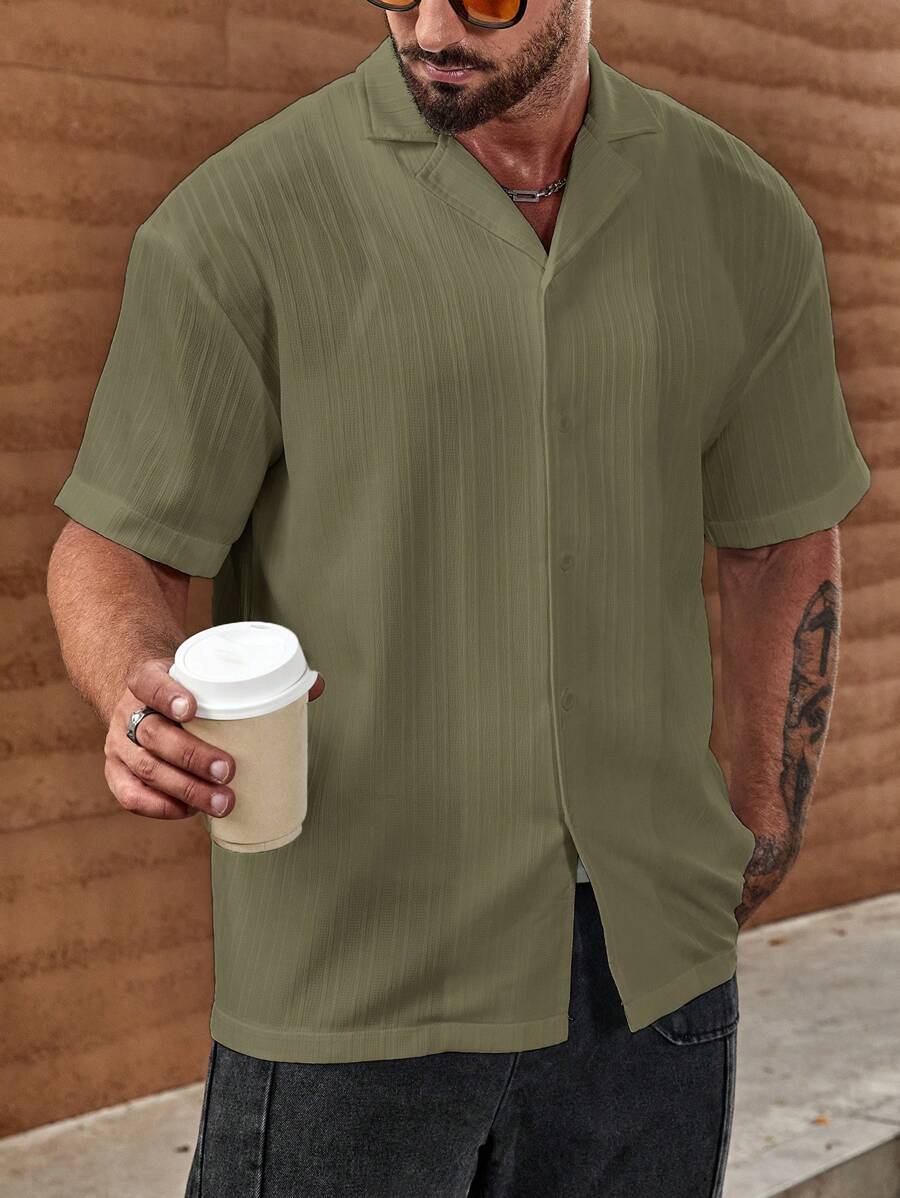 Manfinity Homme Lose sitzende Herren Hemd in Einfarbig mit Knöpfen, minimalistisch und modisch, geeignet für den Sommer