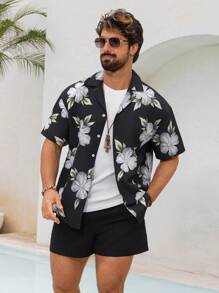 Manfinity Swimmode Men Floral Print Short Sleeve Single Breasted Shirt & Shorts Beach Suit Set Man Swim Trunks