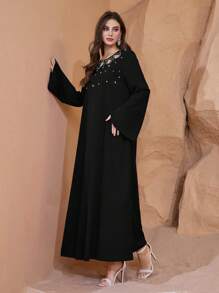 Al Najma 女士宽松镂空串珠蘑菇纽扣直筒长袖优雅连衣裙 - 黑色 - 查看 5