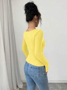SHEIN Privé t-shirt femme à manches longues, coupe slim, col carré, avec ourlet élégant vague noir - Jaune citron - Voir 2