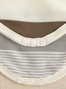 1 pieza Pelele de manga corta y cuello redondo para bebé niño con bordado de oso a rayas, con parche a presión en la entrepierna, cómodo y versátil para uso diario casual, nueva colección de verano - Marrón - Ver 7