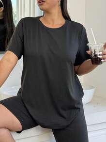 Comfortcana 大码休闲纯色 2 件短袖 T 恤 + 2 件短裤，4 件/套 - 深灰色 - 查看 3