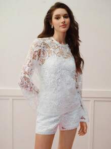 MOTF PREMIUM GUIPURE LACE FLARE SLEEVE BLOUSE