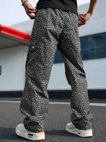 Manfinity EMRG Men's Fashion Leopard Print Cargo Pants - Multicolor - View 2