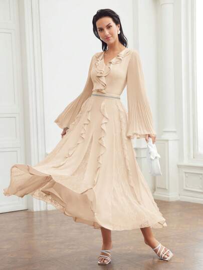 Contrast Lace Ruffle Flowy Dress