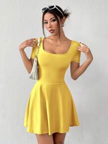SHEIN EZwear 黄色针织女款方领短袖休闲短连衣裙 - 黃色 - 查看 6