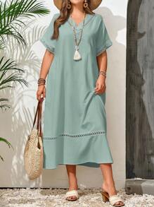 EMERY ROSE Plus Size Women Solid V-Neck Short Sleeve Straight Loose Casual Dress